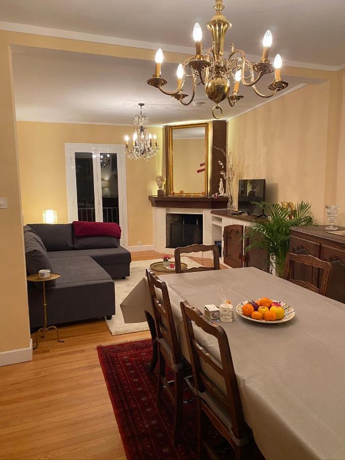 Chez Helene 3 Etoiles, Labellise Disabled Pmr,Pour 4 Personnes Chiens Bienvenus-Pet Friendly Apartment Bourg-Madame Bagian luar foto